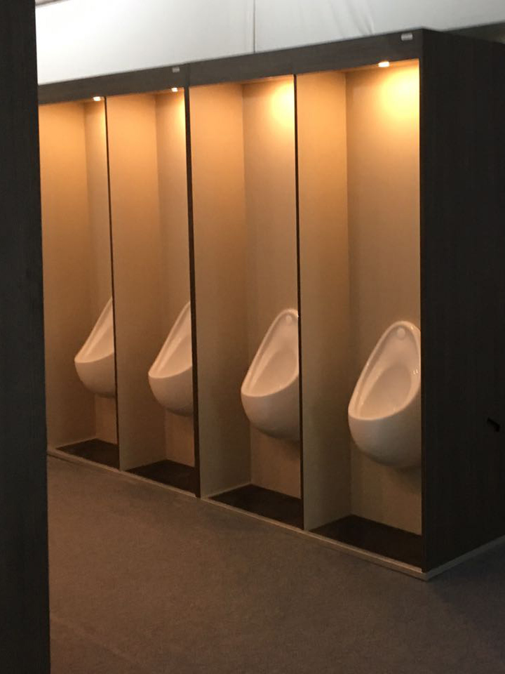 Flexiloo urinals